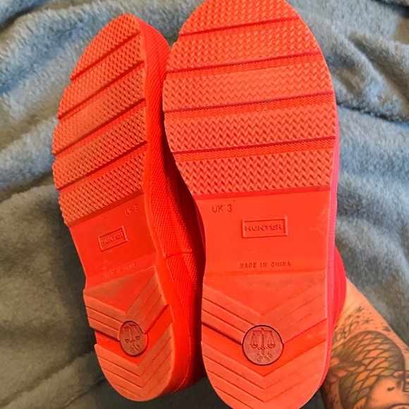 PRICE FIRM NO OFFERS Hunter Women’s  Bright Red Rain Boots - Picture 10 of 14
